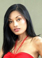 Kira Clavell