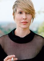 Julia Davis