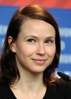 Andrea Wenzl