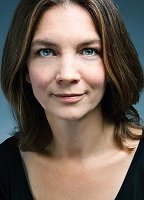 Angela Kovacs
