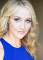 Betsy Wolfe
