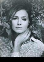 Eva Renzi