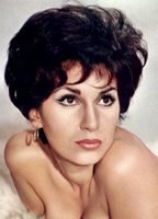 Yvonne Romain
