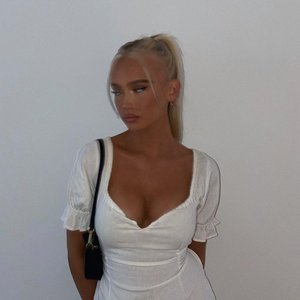 Эмма Эллингсен Photo #12
