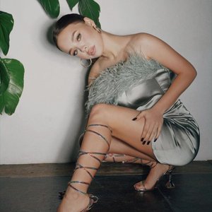 Луна Ком Photo #15