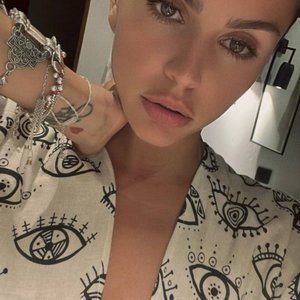Юлия Зиверт profile