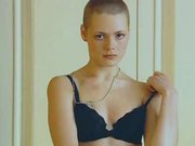 Анна Миклош