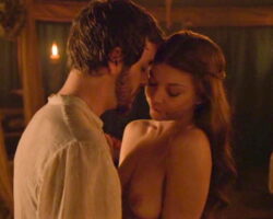 Натали Дормер Photo #7