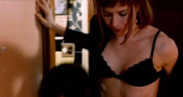 Теа Леони Photo #4