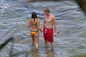 Хлоя Беннет Photo #12