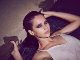 Фелисити Джонс Photo #11