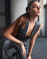 Ханде Эрчел Photo #18