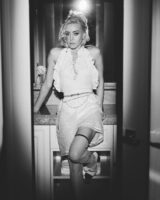 Обри Плаза Photo #27