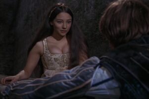Оливия Хасси Photo #9