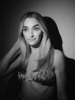 Брианна Хоуи Photo #20